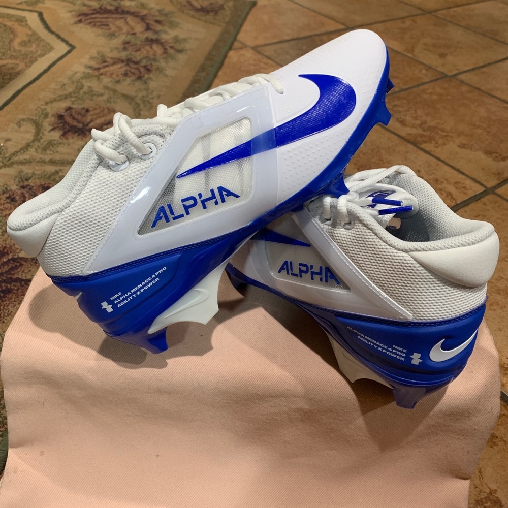 Nike Alpha Menace Pro 4 Premium Football Cleats